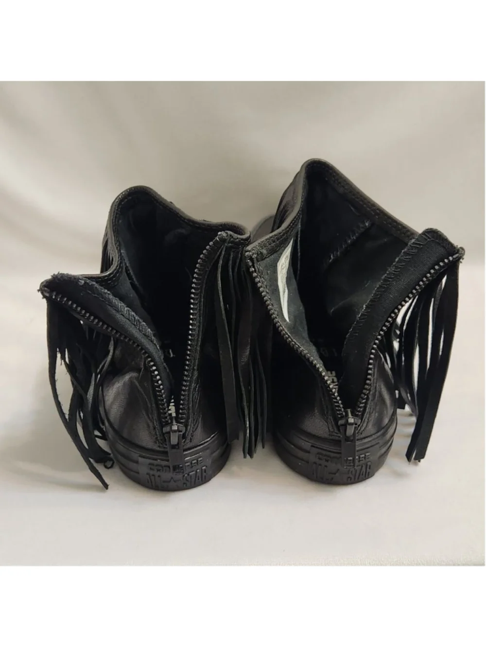 Converse CTAS Black Leather Fringe sneakers (W Size 8)
